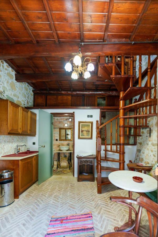 Traditional Cretan Houses,Agios Myronas Exterior foto