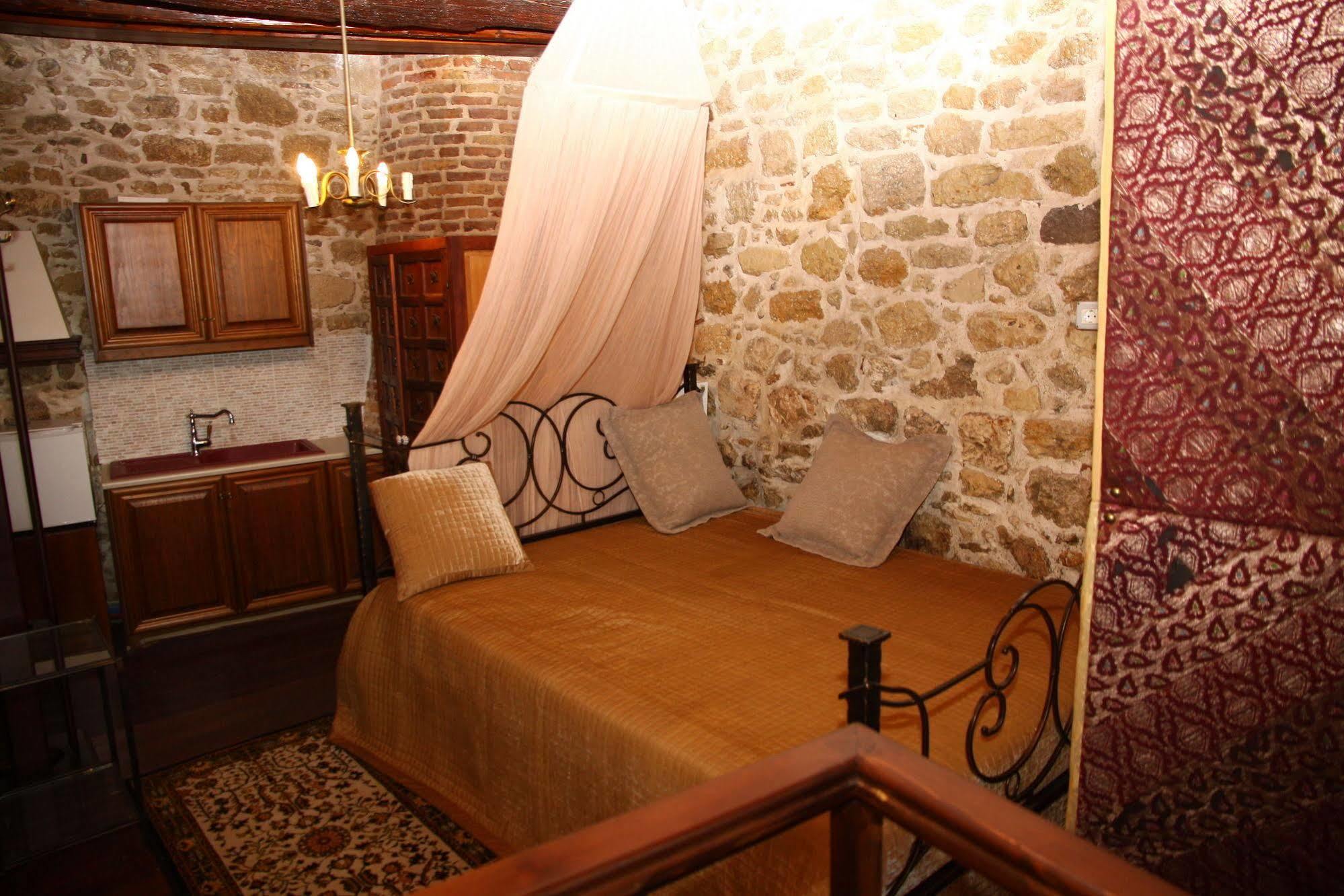 Traditional Cretan Houses,Agios Myronas Exterior foto